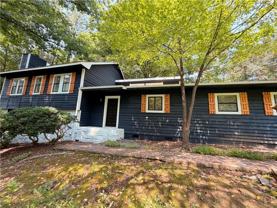 3315 Canterbury Trl - Photo 1 of 1