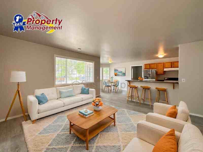 5843 W Clearview Ln #202 - Photo 3 of 26