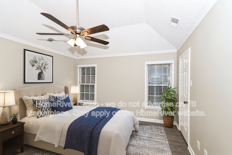 1378 Fieldstone Trl - Photo 3 of 21