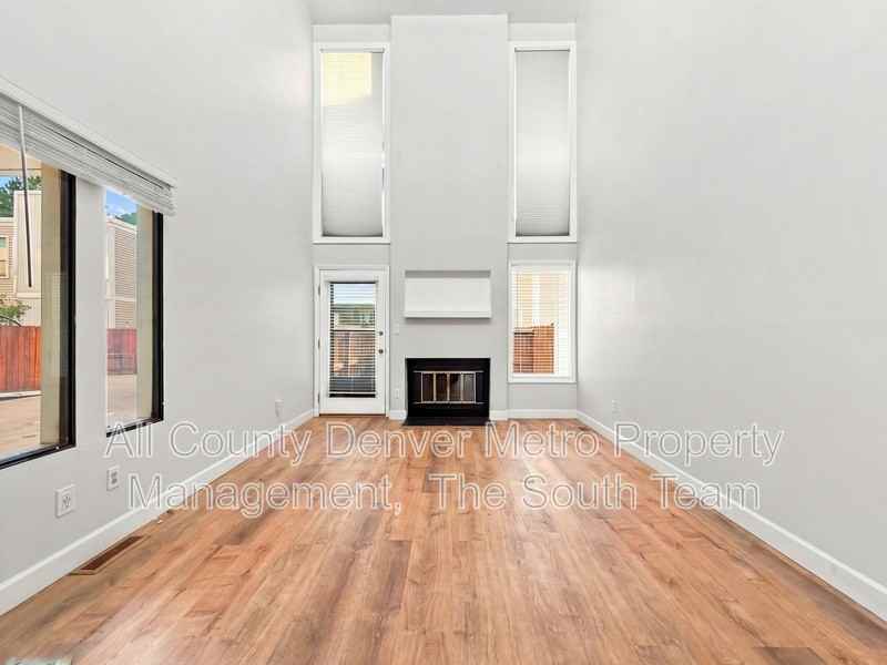 1050 S Monaco Street Pkwy #78 - Photo 2 of 28