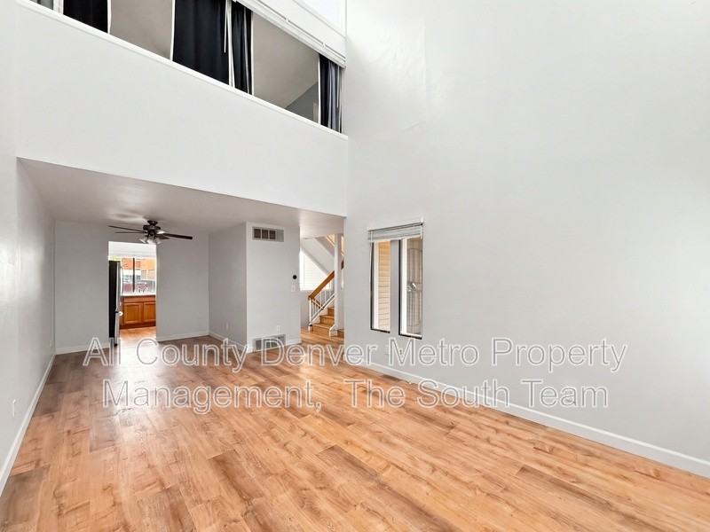 1050 S Monaco Street Pkwy #78 - Photo 3 of 28