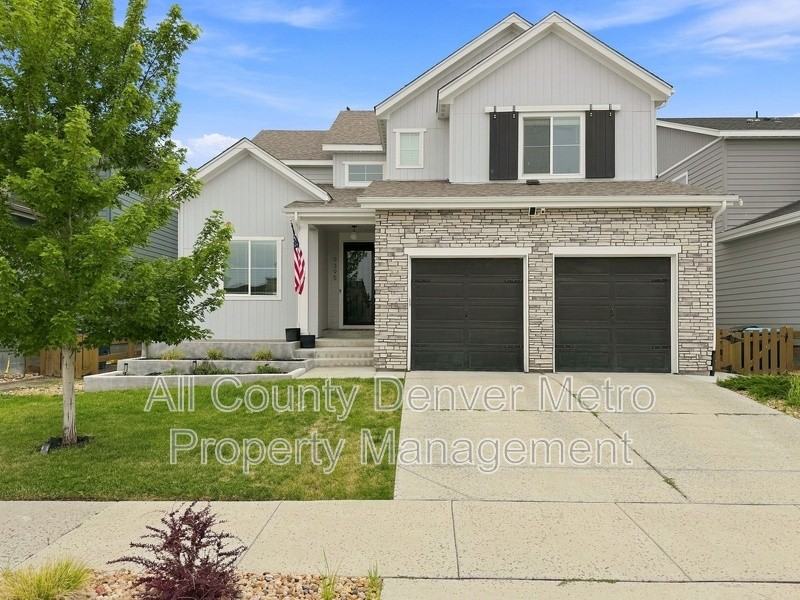 9395 Antero St - Photo 2 of 43