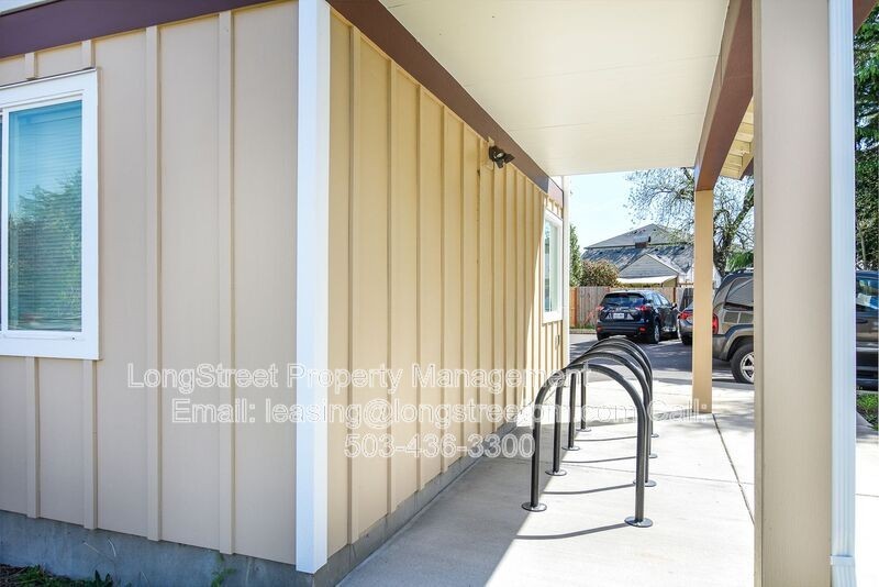1960 Nw Taylor Ave #101 - Photo 3 of 29