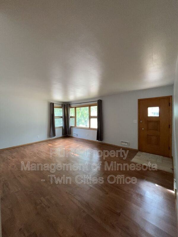 10525 Abbott Ave S - Photo 3 of 36