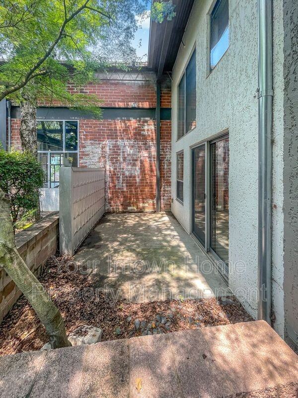 195 Arizona Ave Ne #117 - Photo 4 of 28