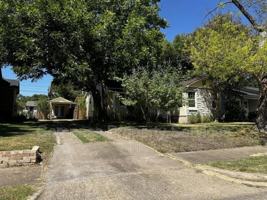 featured image of 3217 Cole Ave