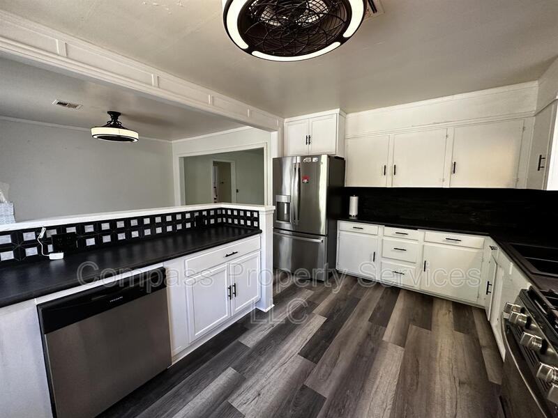 3217 Cole Ave #3217COLE - Photo 7 of 19