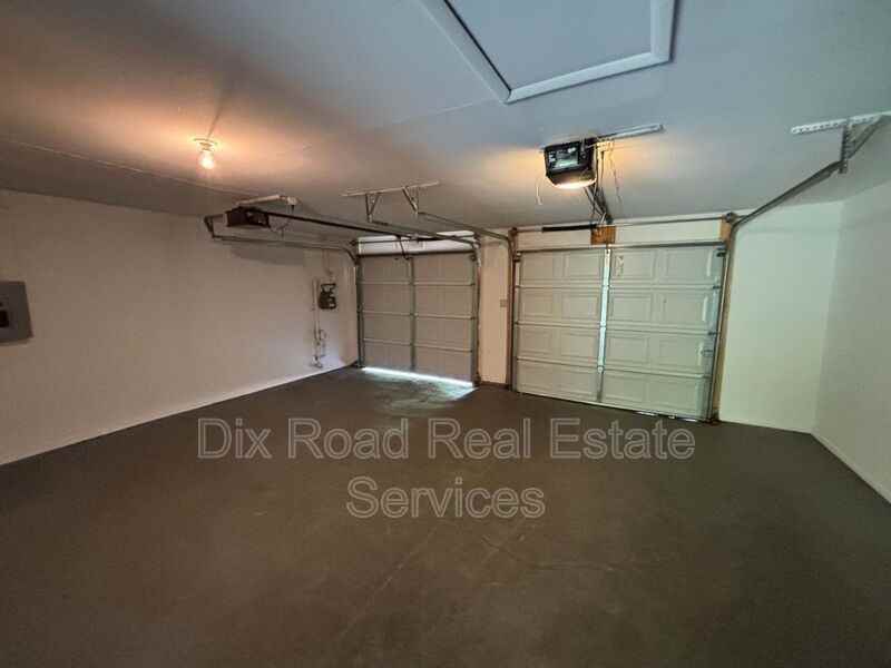 440 Mccreary Ct - Photo 5 of 21