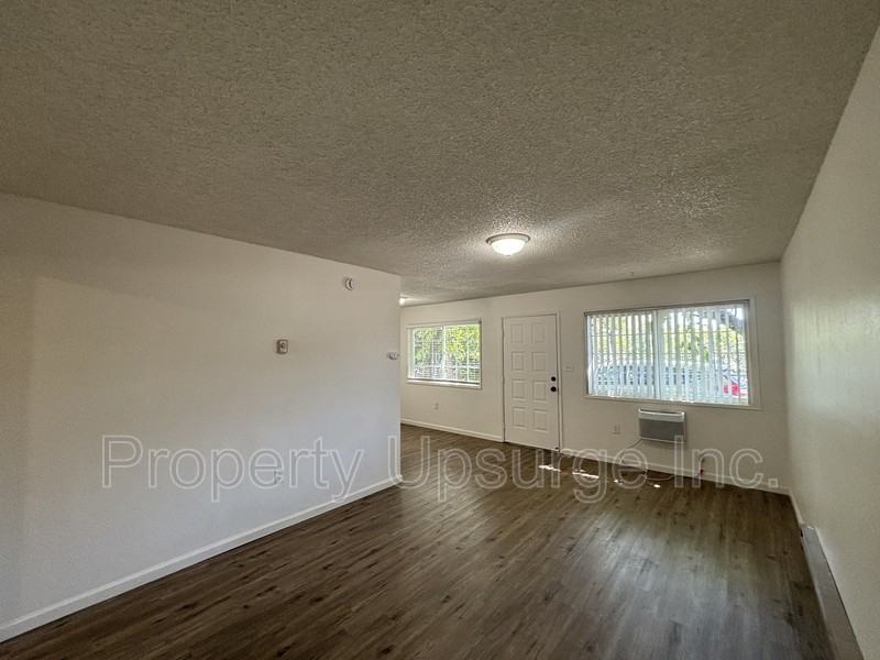 705 Kimball Rd #11 - Photo 6 of 13