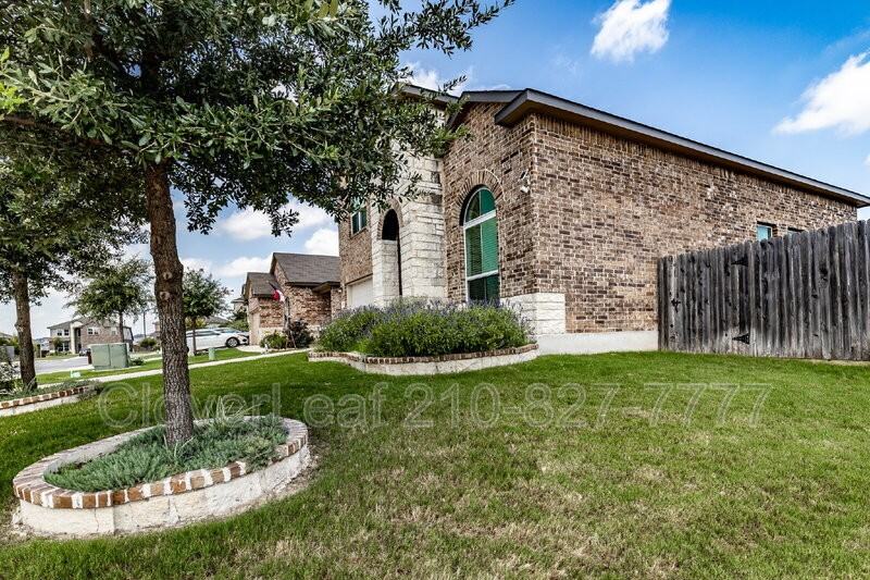 9602 Bicknell Sedge - Photo 4 of 43