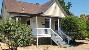 featured image of 120 English St #B