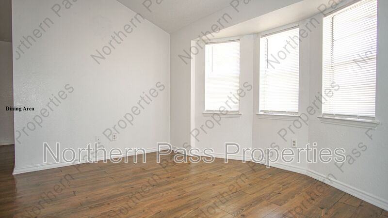 2100 Robert Wynn St - Photo 6 of 23