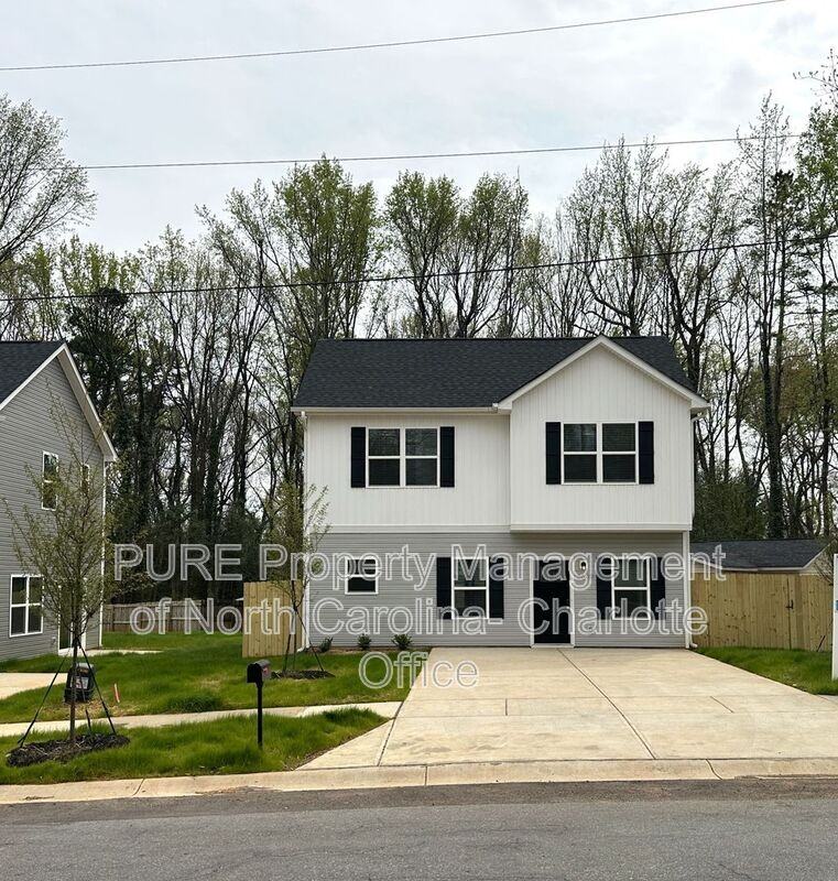 2649 Hemphill St - Photo 3 of 44
