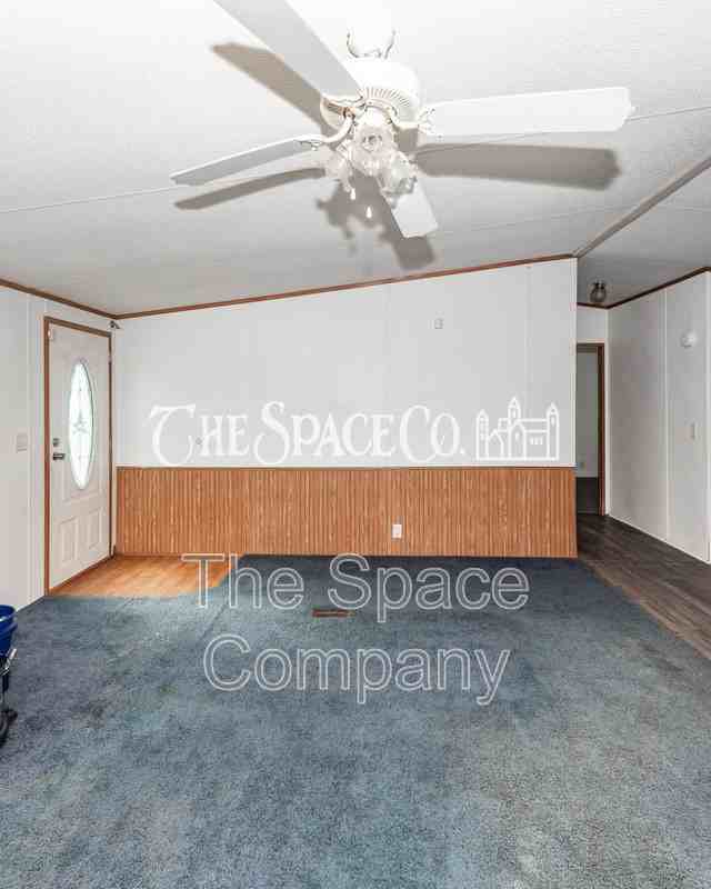 255 Mitton Rd - Photo 2 of 10