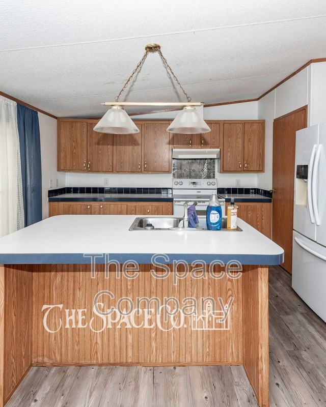 255 Mitton Rd - Photo 3 of 10