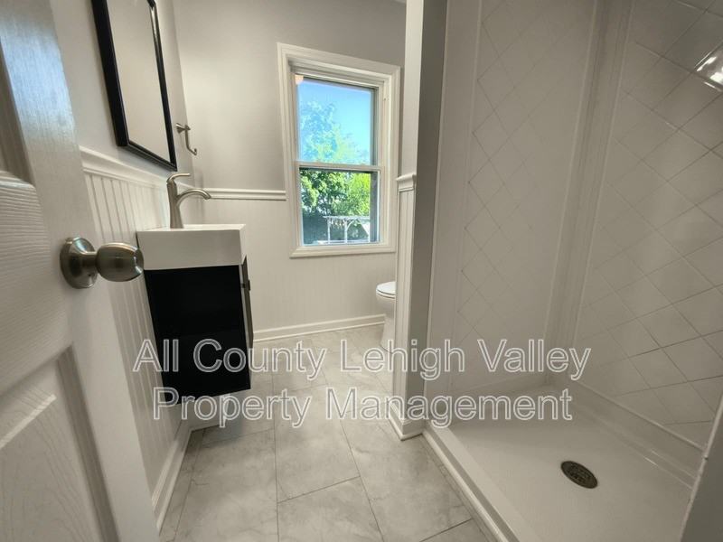 20 E Prospect St - Photo 5 of 17