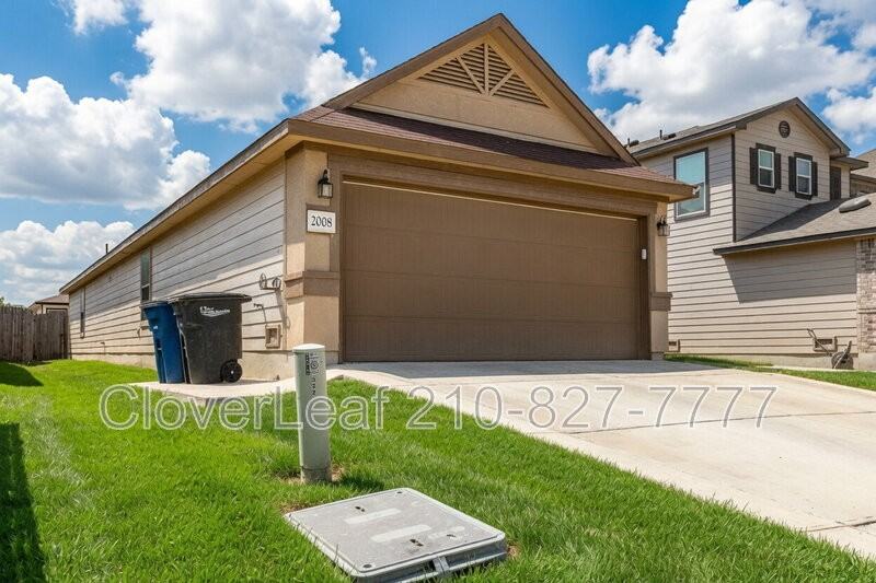2008 Brandywine Dr - Photo 4 of 34