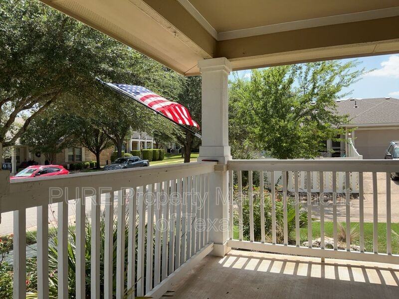 603 Boca Chica Dr - Photo 5 of 47