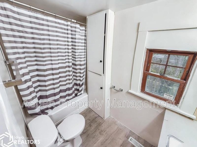 1213 Doemland St - Photo 7 of 7