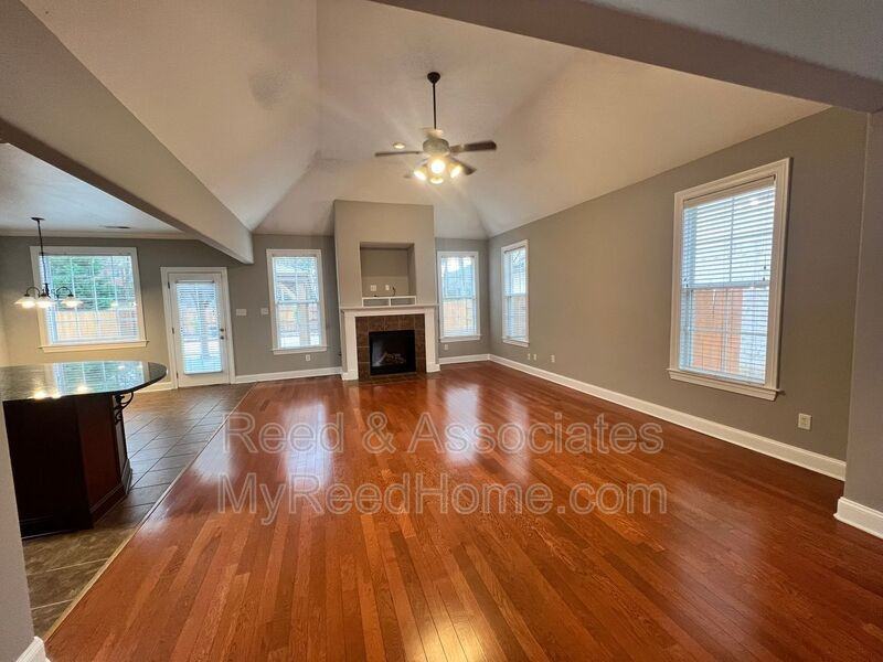 137 W Porter Run Dr - Photo 4 of 26