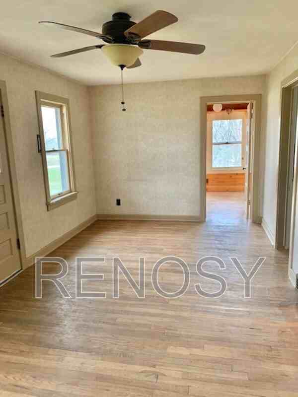 6925 Ne 12th Ave - Photo 2 of 20