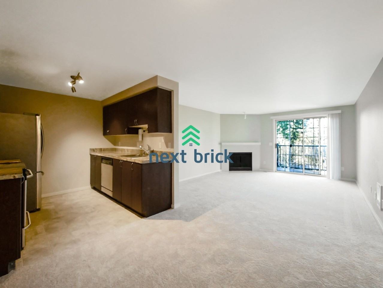 224 9th St #G301 - Photo 4 of 14