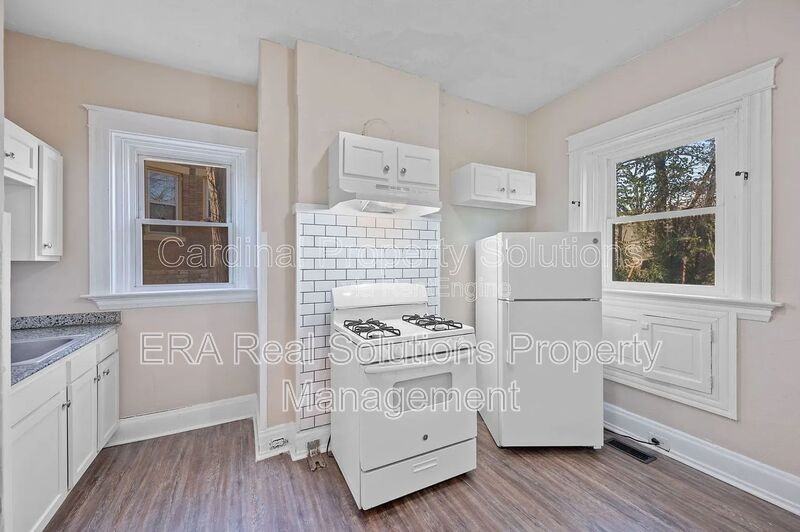 816 Windham Ave #1 - Photo 3 of 22