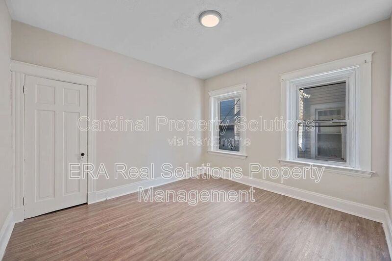 816 Windham Ave #1 - Photo 4 of 22