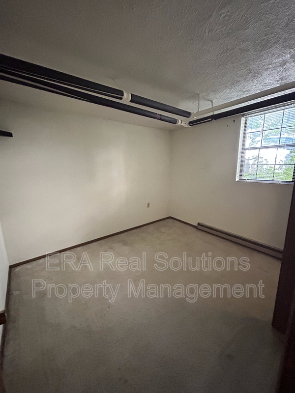 220 Loraine Ave #6 - Photo 3 of 7