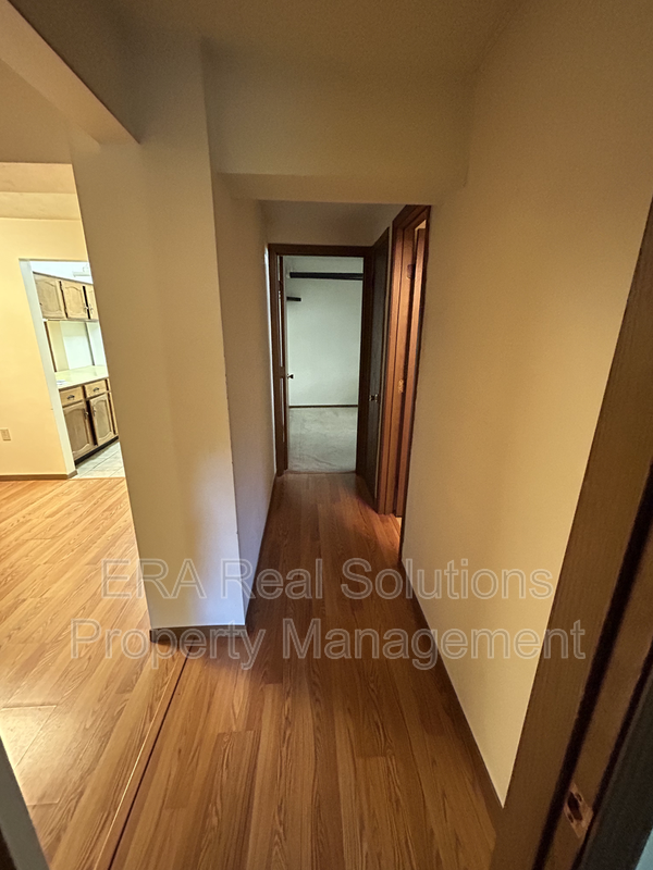 220 Loraine Ave #6 - Photo 4 of 7
