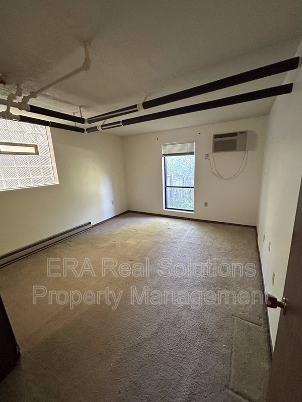 220 Loraine Ave #6 - Photo 6 of 7