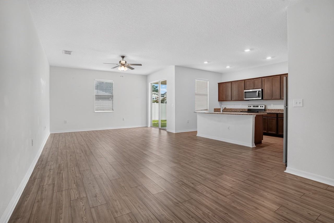 6170 Dolostone Dr - Photo 4 of 26