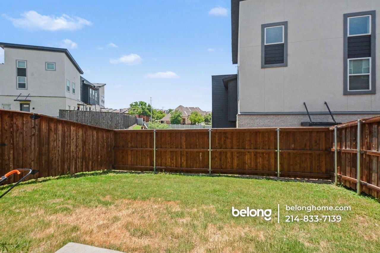 4346 Hebron St - Photo 2 of 21