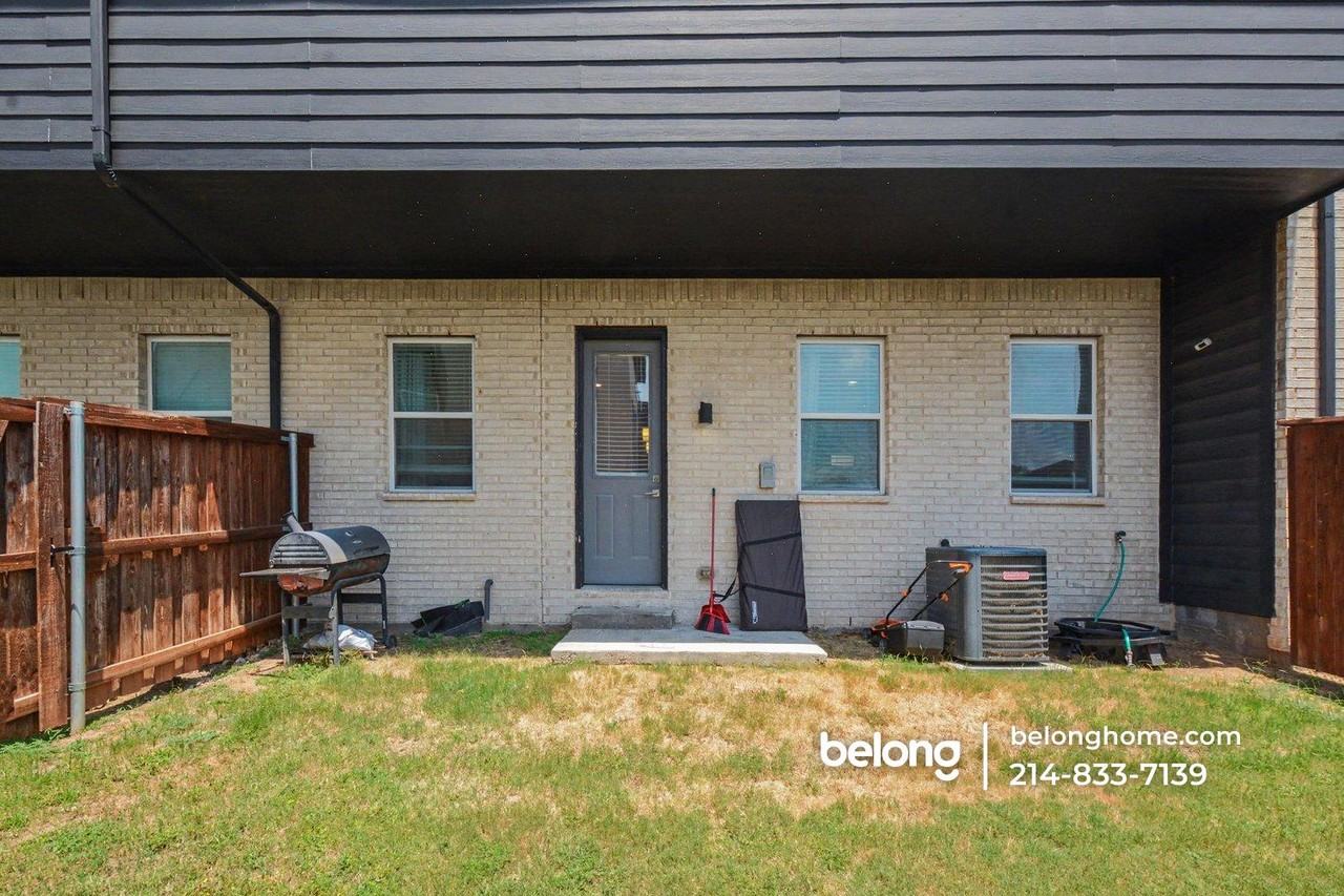 4346 Hebron St - Photo 6 of 21