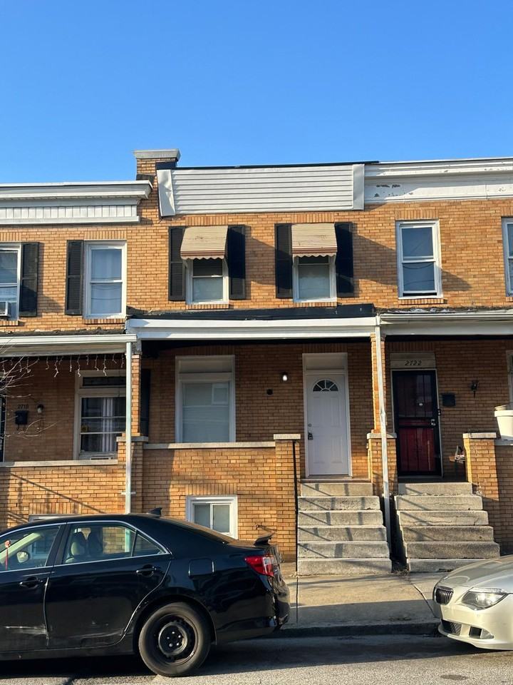 2720 E Biddle St #NA - Photo 2 of 19