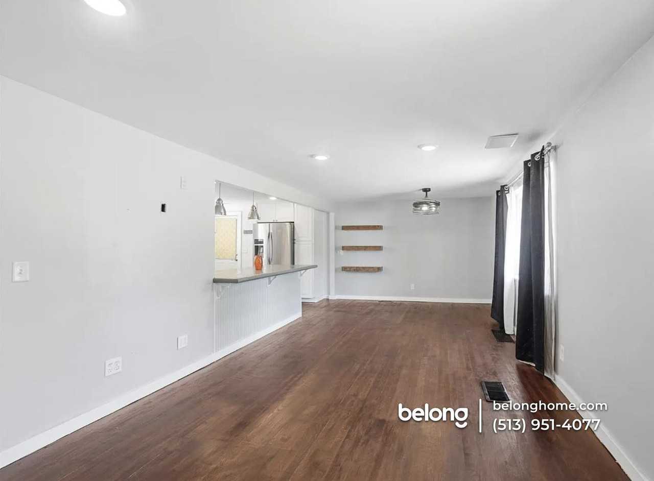 5792 Gaines Rd - Photo 2 of 9