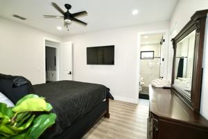 featured image of 550 Battle Ave #550
