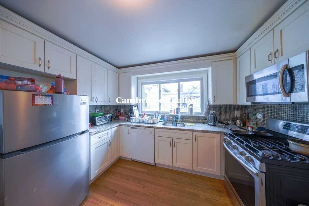 373 Prospect St #T - Photo 2 of 13