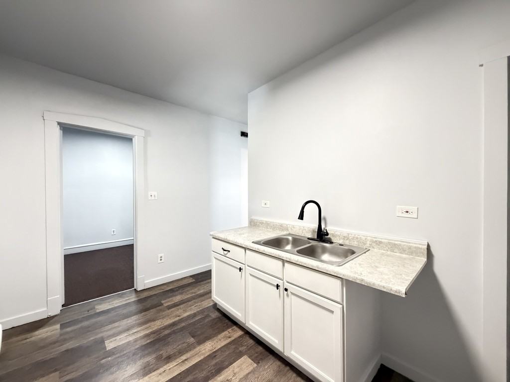 6018 018 W North #4 - Photo 5 of 20