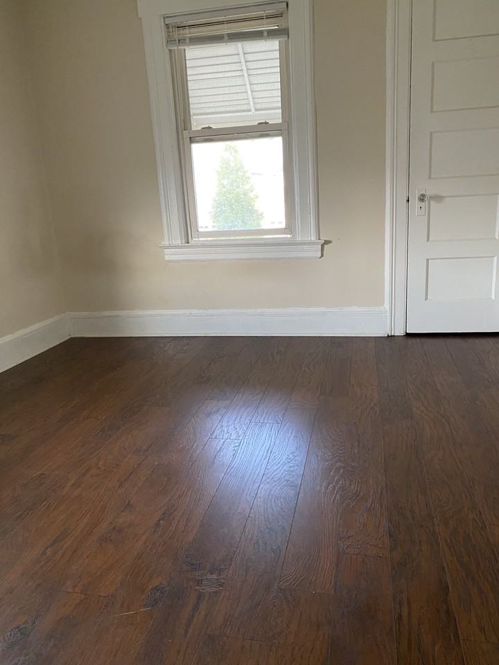 429 Hancock St #NA - Photo 6 of 10