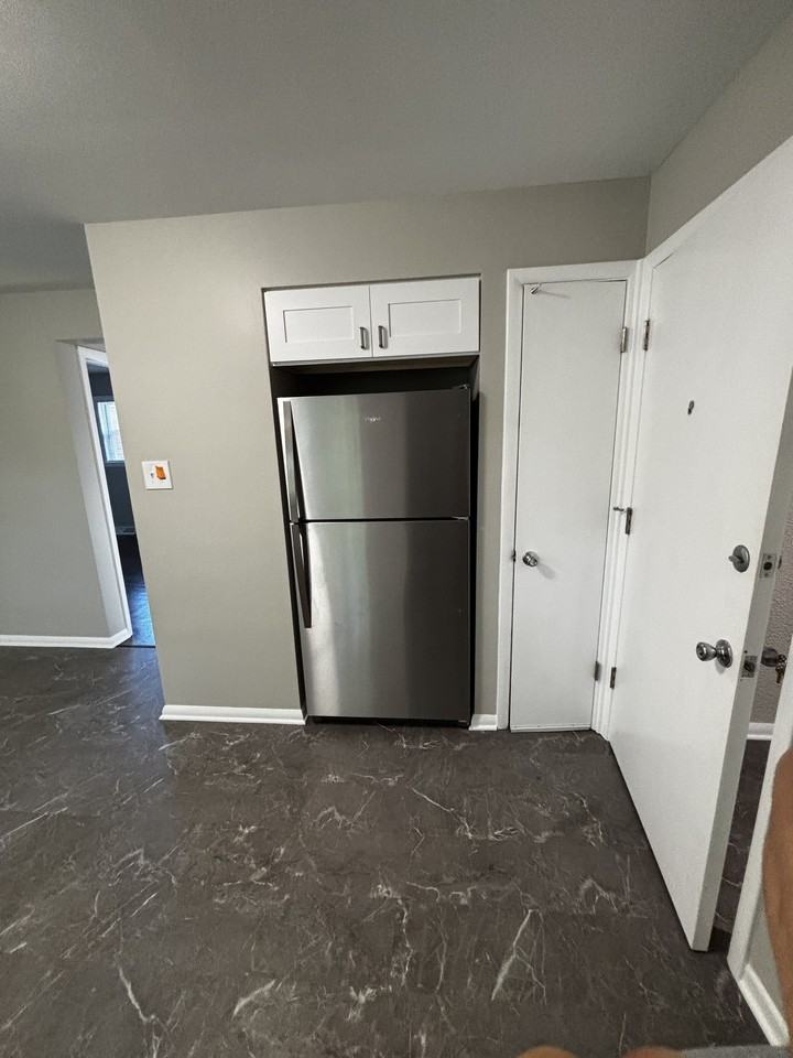 12132 S Michigan Ave - Photo 6 of 18