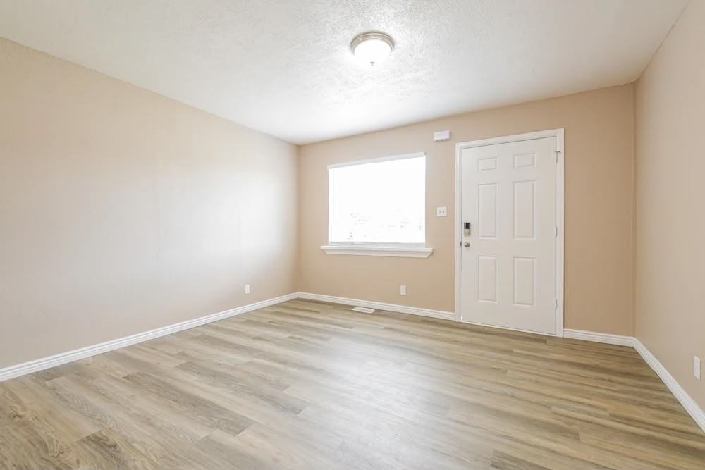 1541 Ruth Dr #NA - Photo 2 of 7