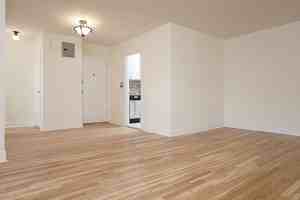 featured image of 2244 Bronx Park E #4A
