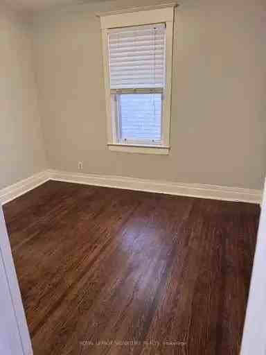 920 Woodbine Ave - Photo 5 of 6
