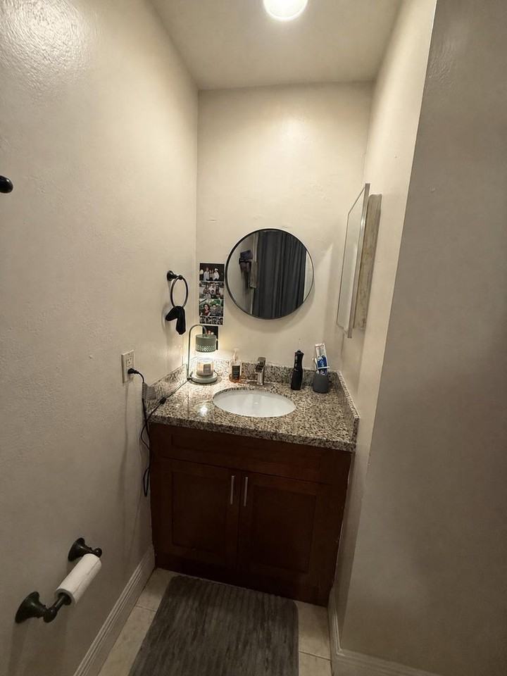 9321 Nw 35th Mnr - Photo 3 of 24