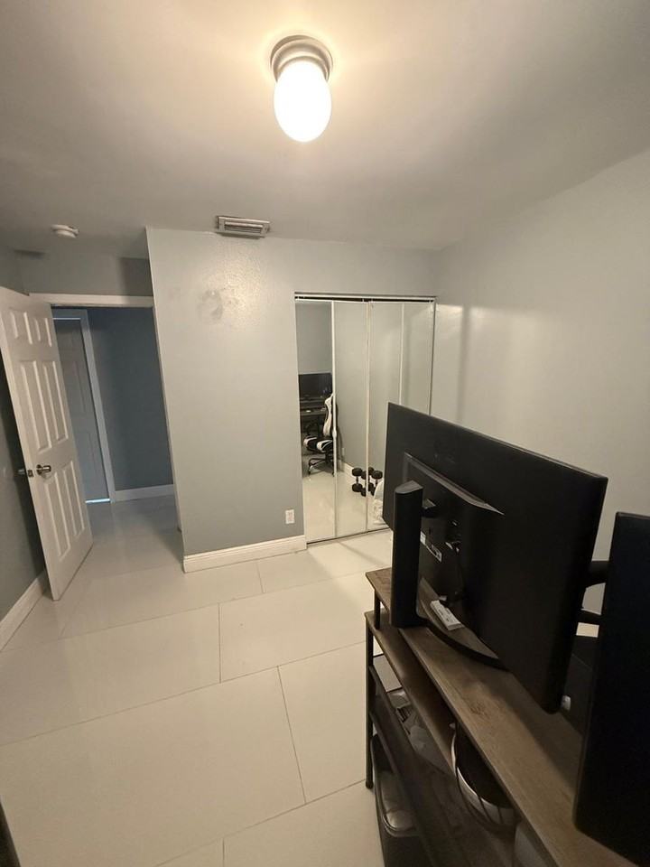 9321 Nw 35th Mnr - Photo 6 of 24