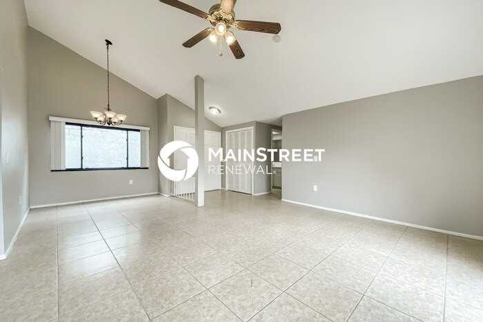 4113 Schooner Ln - Photo 4 of 16