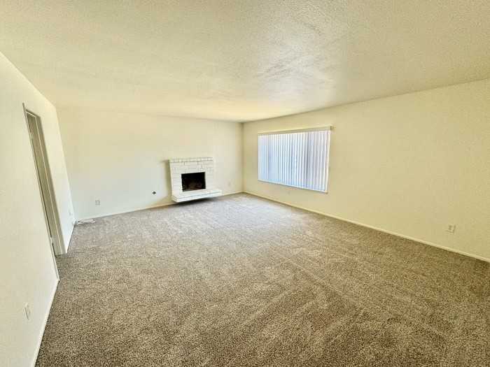 13568 Poppy Pl - Photo 4 of 14