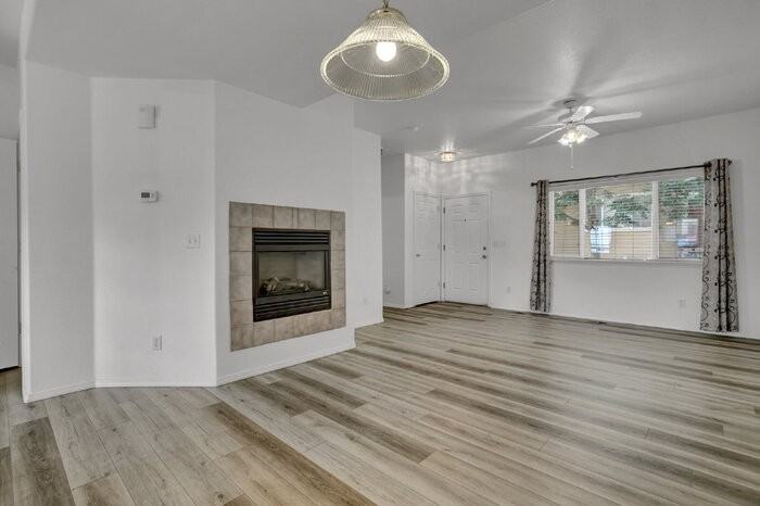 6769 Rio Bravo Grv - Photo 6 of 32