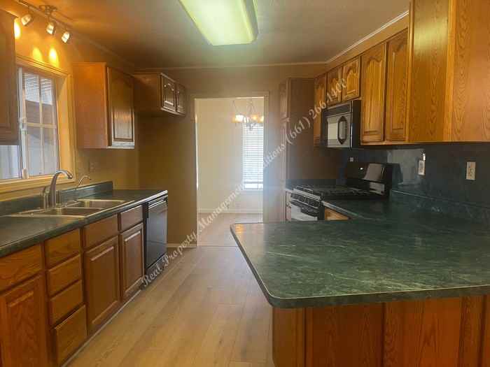 2804 Park Ave - Photo 6 of 20